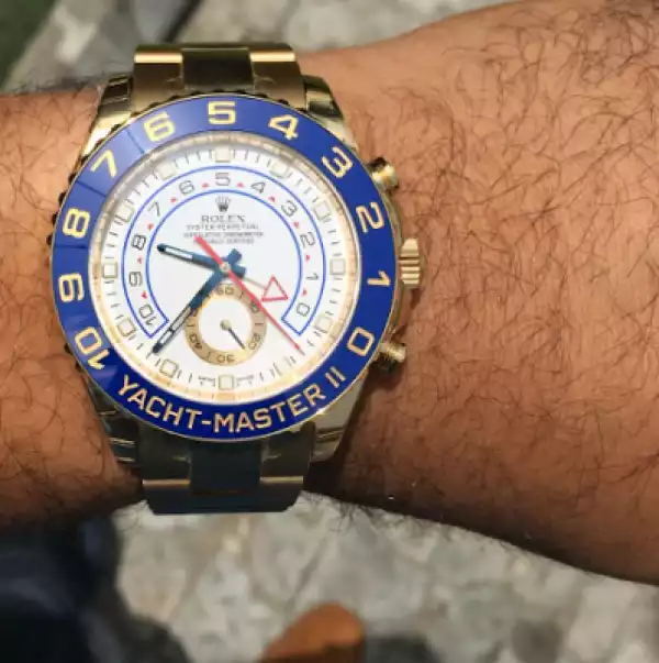Freeze shows off his designer wristwatch as he calls out 
